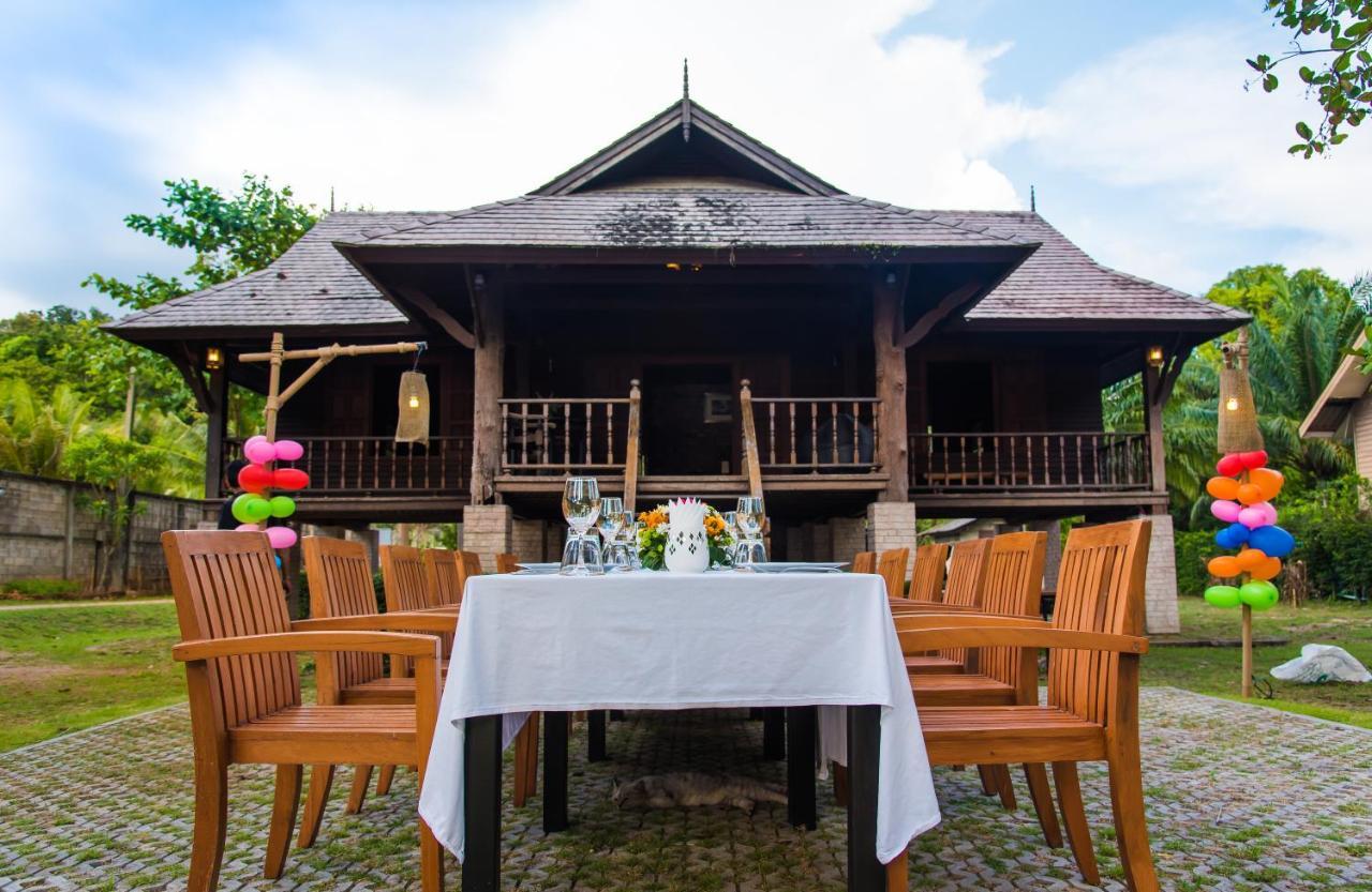 Villa Thalanena By The Beach Tha Lane Bay Exterior foto